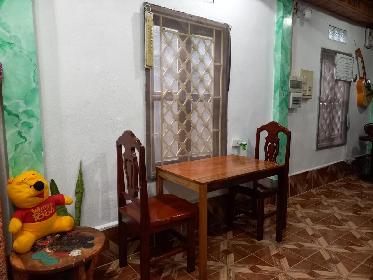 Watthat & Maladreds Guesthouse Dorm 1 琅勃拉邦 外观 照片